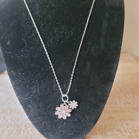 COACH-Flower Medallion Necklace with Rhinestones (Brand New)(Gift box included) - Picture 2 of 13